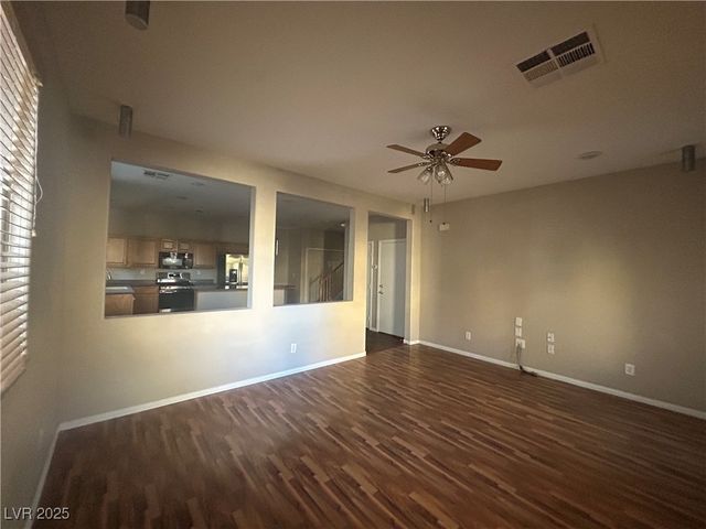 9527 CROOKED WOOD Avenue, Las Vegas, NV 89148