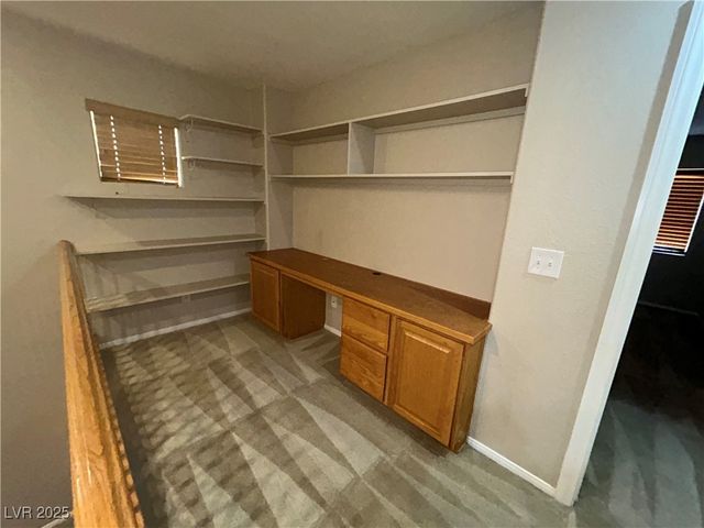 9527 CROOKED WOOD Avenue, Las Vegas, NV 89148