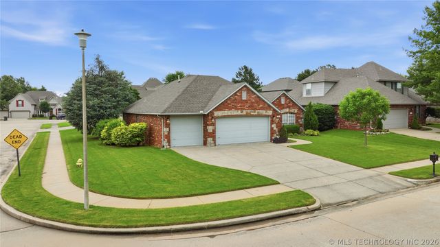 9907 E 123rd Street S, Bixby, OK 74008