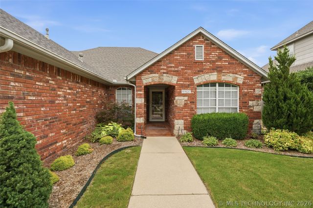 9907 E 123rd Street S, Bixby, OK 74008