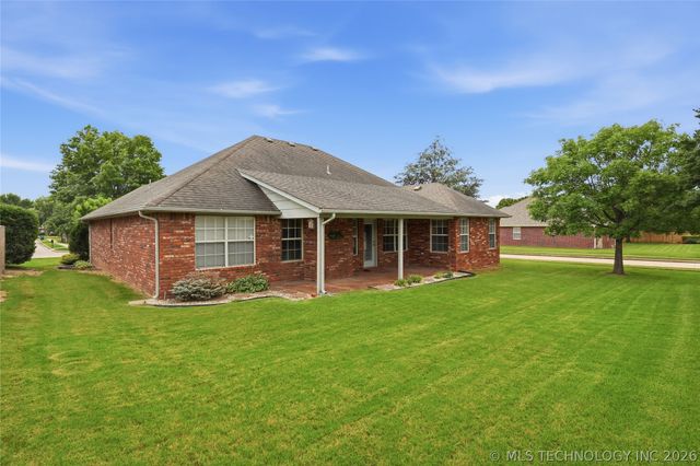 9907 E 123rd Street S, Bixby, OK 74008