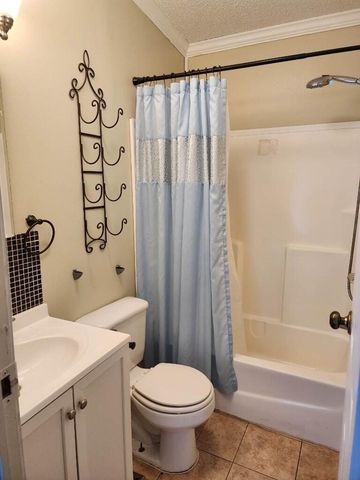 5740 Oakhill Road, Sumter, SC 29154