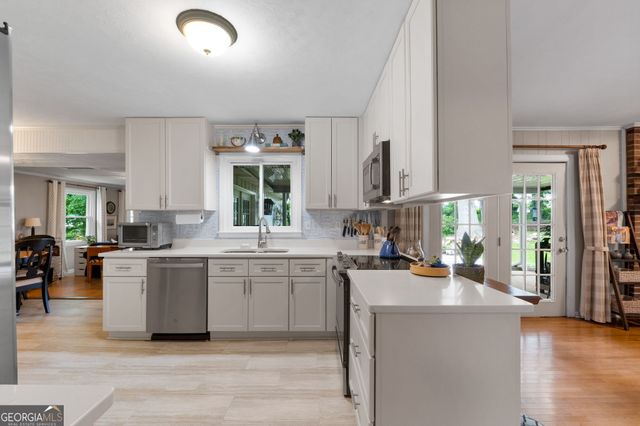 1226 Pine Knoll Lane, Conyers, GA 30013