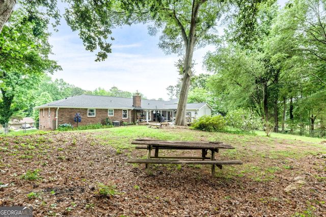 1226 Pine Knoll Lane, Conyers, GA 30013