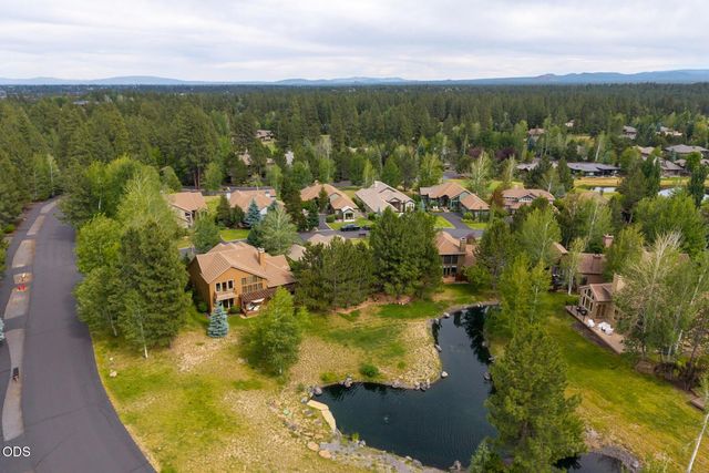 62028 Fall Creek Loop, Bend, OR 97702