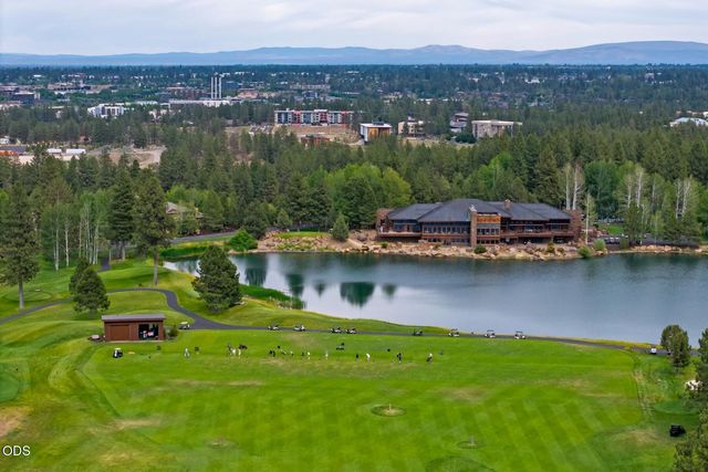 62028 Fall Creek Loop, Bend, OR 97702