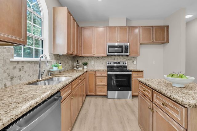 8804 Laurel Grove Lane, North Charleston, SC 29420