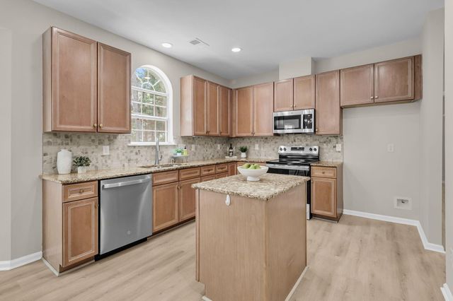 8804 Laurel Grove Lane, North Charleston, SC 29420