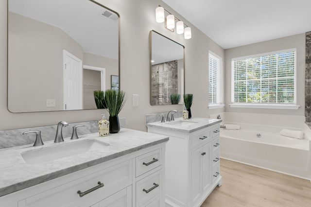 8804 Laurel Grove Lane, North Charleston, SC 29420