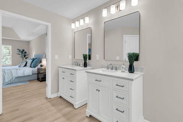 8804 Laurel Grove Lane, North Charleston, SC 29420