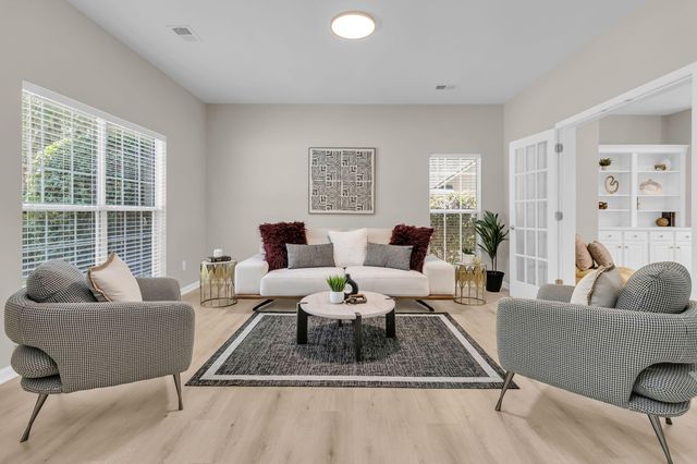 8804 Laurel Grove Lane, North Charleston, SC 29420