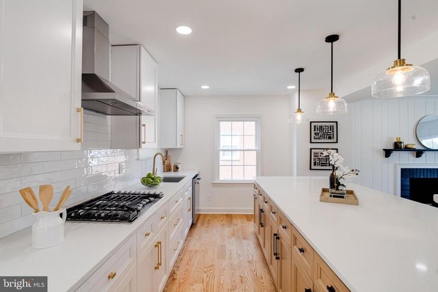 9518 OLD GEORGETOWN RD, Bethesda, MD 20814
