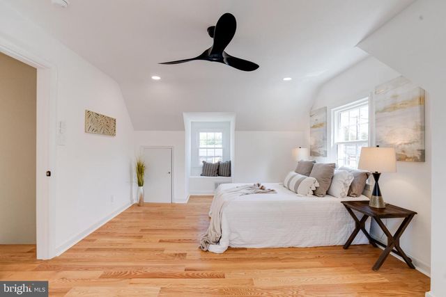 9518 OLD GEORGETOWN RD, Bethesda, MD 20814