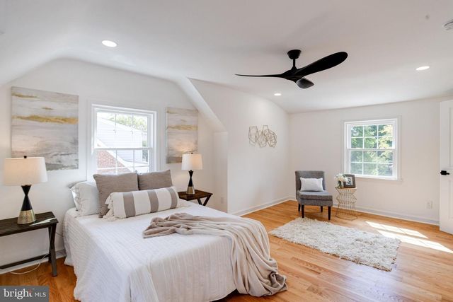 9518 OLD GEORGETOWN RD, Bethesda, MD 20814