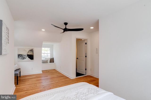 9518 OLD GEORGETOWN RD, Bethesda, MD 20814