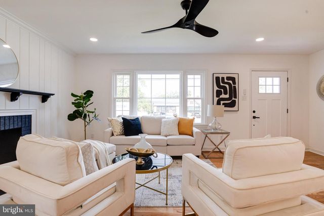 9518 OLD GEORGETOWN RD, Bethesda, MD 20814
