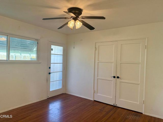 12811 Oxnard Street, Los Angeles, CA 91606