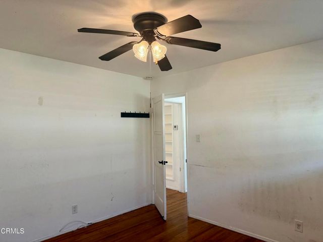 12811 Oxnard Street, Los Angeles, CA 91606