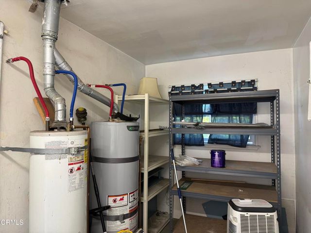 12811 Oxnard Street, Los Angeles, CA 91606