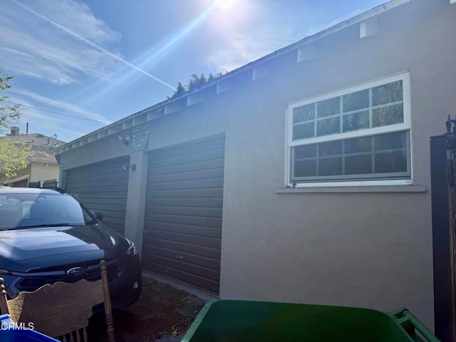 12811 Oxnard Street, Los Angeles, CA 91606