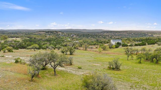 701 Dawn VW, Dripping Springs, TX 78620