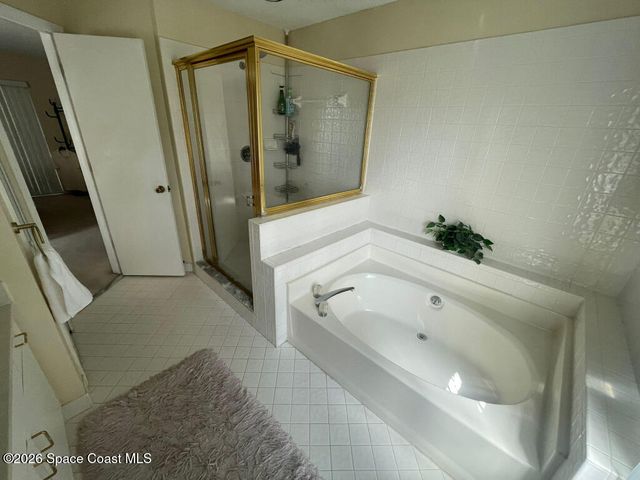 1096 Alpine Avenue NW, Palm Bay, FL 32907