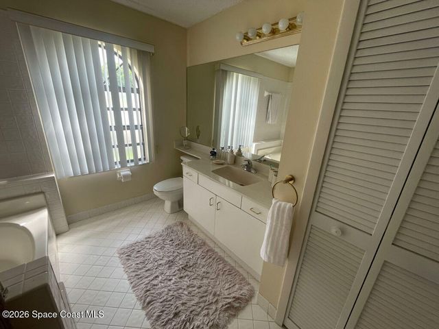 1096 Alpine Avenue NW, Palm Bay, FL 32907