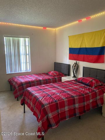 1096 Alpine Avenue NW, Palm Bay, FL 32907