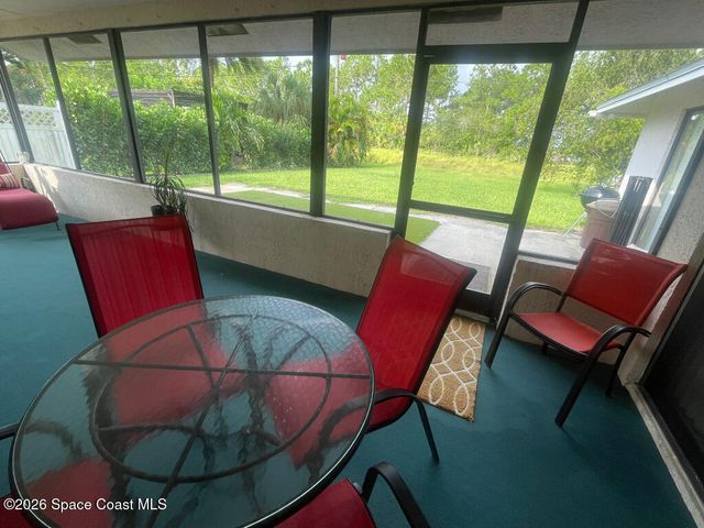 1096 Alpine Avenue NW, Palm Bay, FL 32907