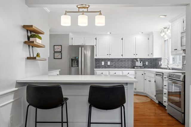 168 Summer Ave, Reading, MA 01867