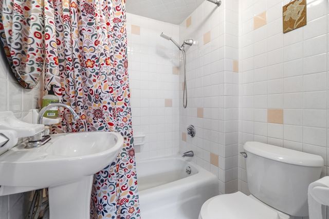 168 Summer Ave, Reading, MA 01867