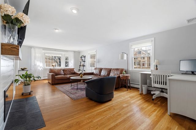 168 Summer Ave, Reading, MA 01867