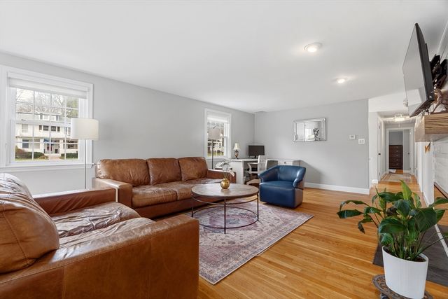 168 Summer Ave, Reading, MA 01867