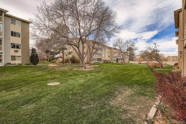 645 S Alton Way S 12A, Denver, CO 80247