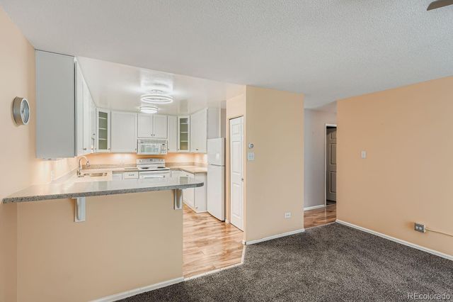 645 S Alton Way S 12A, Denver, CO 80247