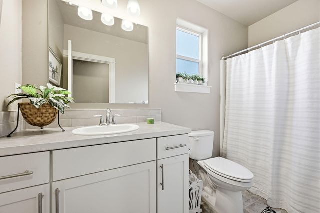 520 N McKinney Ranch Road, Sisters, OR 97759