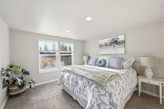 520 N McKinney Ranch Road, Sisters, OR 97759