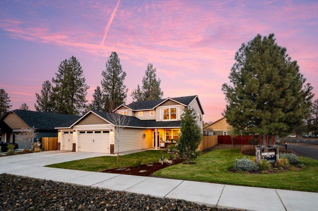 520 N McKinney Ranch Road, Sisters, OR 97759