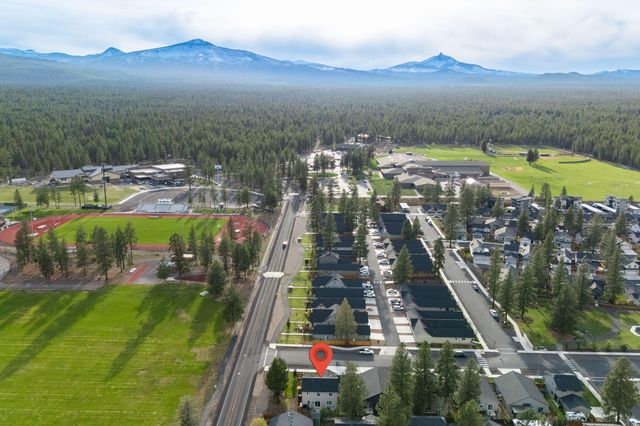 520 N McKinney Ranch Road, Sisters, OR 97759