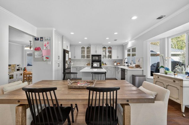 19084 Pebble Run, Woodbridge, CA 95258