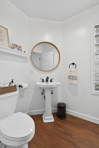 19084 Pebble Run, Woodbridge, CA 95258