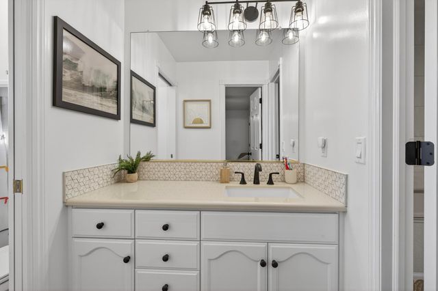 19084 Pebble Run, Woodbridge, CA 95258