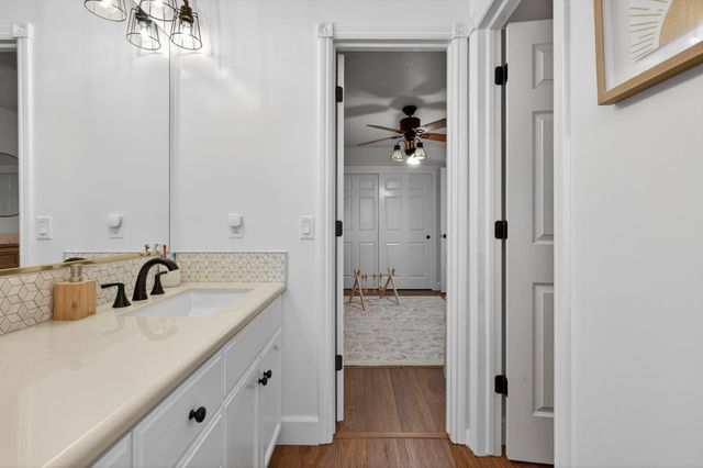 19084 Pebble Run, Woodbridge, CA 95258
