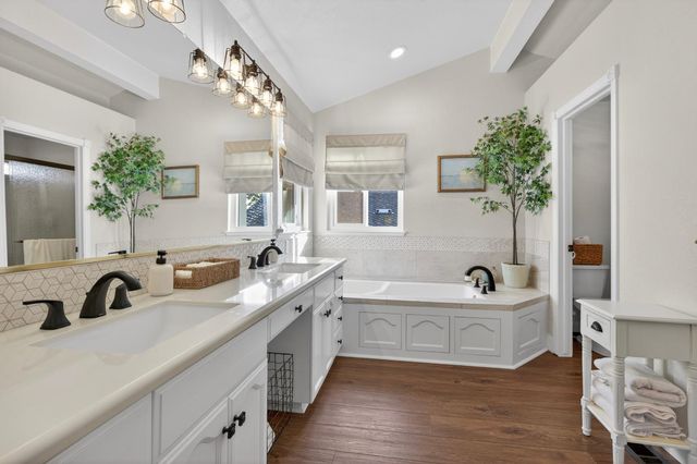 19084 Pebble Run, Woodbridge, CA 95258