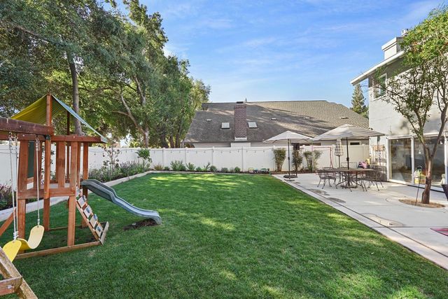 19084 Pebble Run, Woodbridge, CA 95258