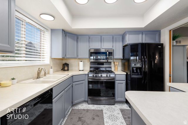 303 WILLOW WAY, Pleasant View, UT 84414