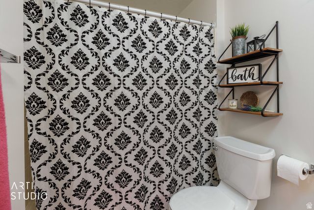 303 WILLOW WAY, Pleasant View, UT 84414