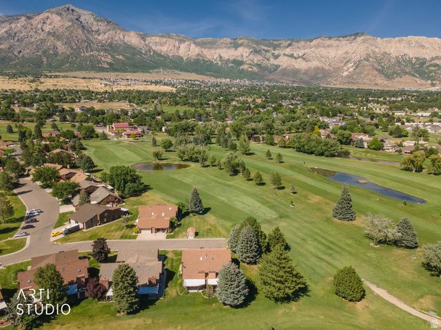 303 WILLOW WAY, Pleasant View, UT 84414