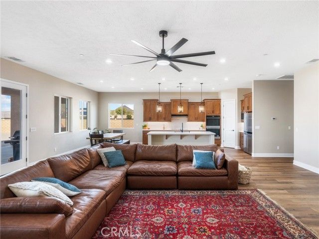 19568 Arcata Road, Apple Valley, CA 92307