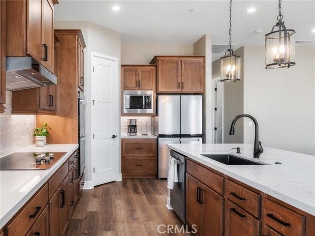 19568 Arcata Road, Apple Valley, CA 92307